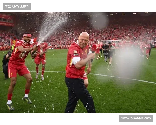 曼联主场迎战利物浦英超焦点大战激情上演红魔红军巅峰对决万众瞩目